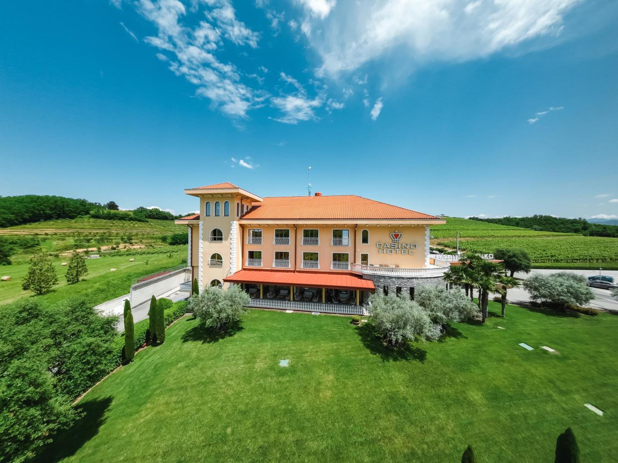 Hotel Venko Dobrovo Ngoại thất bức ảnh